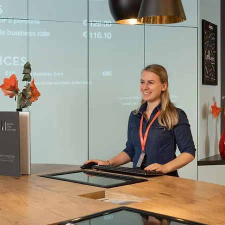 Ibis Niklaas Centrum Hotel 3*