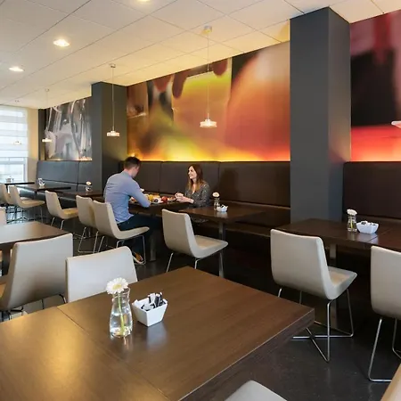 Ibis Niklaas Centrum Hotel 3*